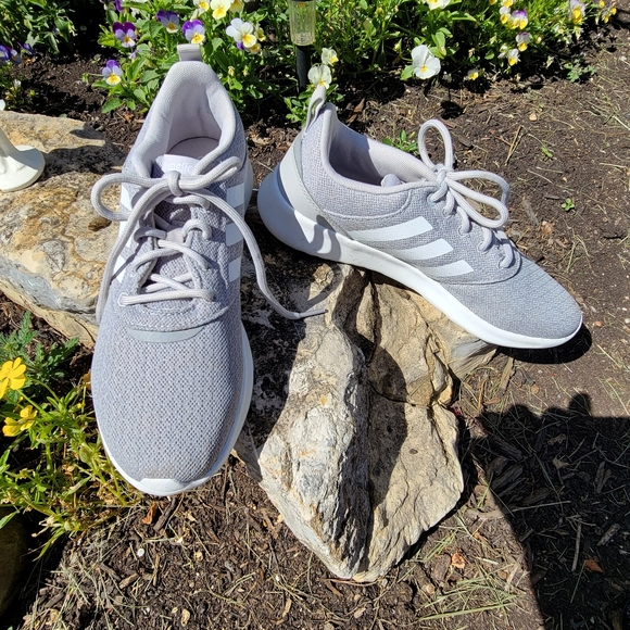 CLOUDFOAM by ADIDAS ♡ Gray 'n White Striped Canvas Fabric Lace Up Sneakers 8.5M - Picture 2 of 16